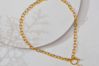 Crafting Your Own Gold Charm Bracelet: A Step-by-Step Guide